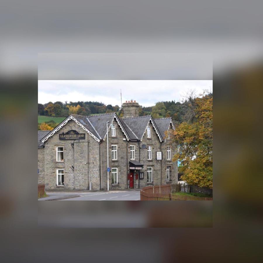 The Llanelwedd Arms Hotel Builth Wells Eksteriør bilde
