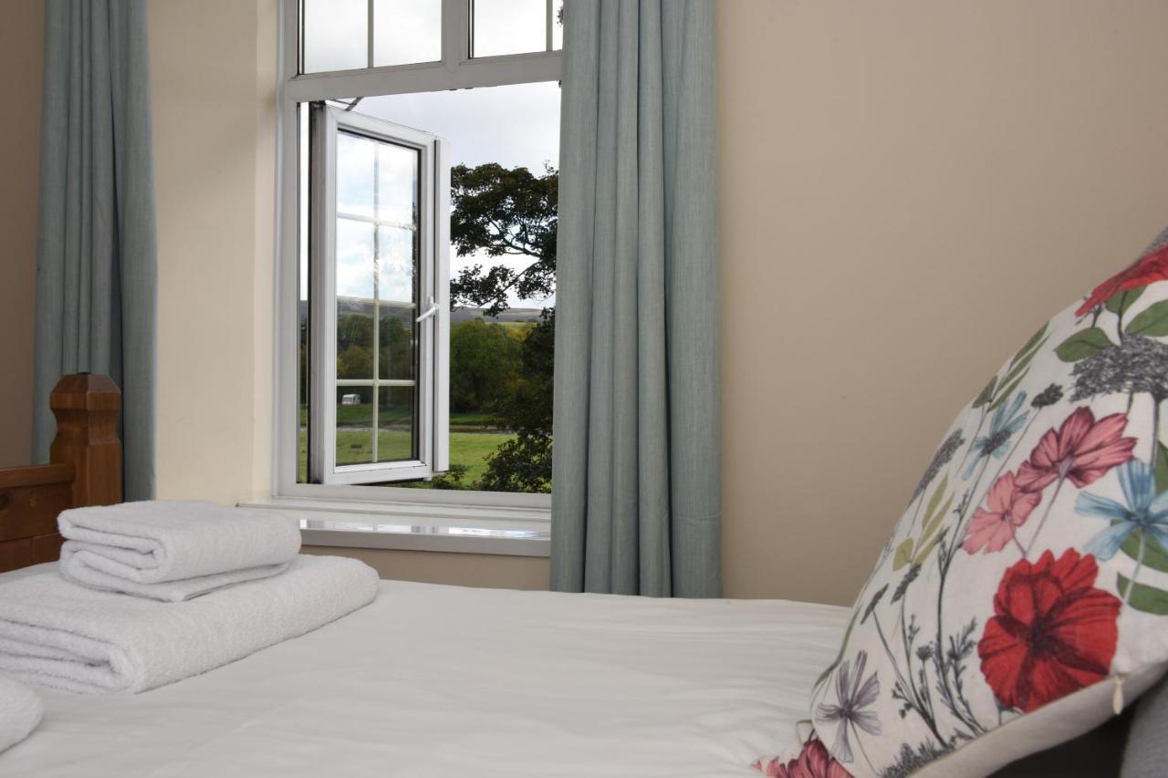 The Llanelwedd Arms Hotel Builth Wells Eksteriør bilde