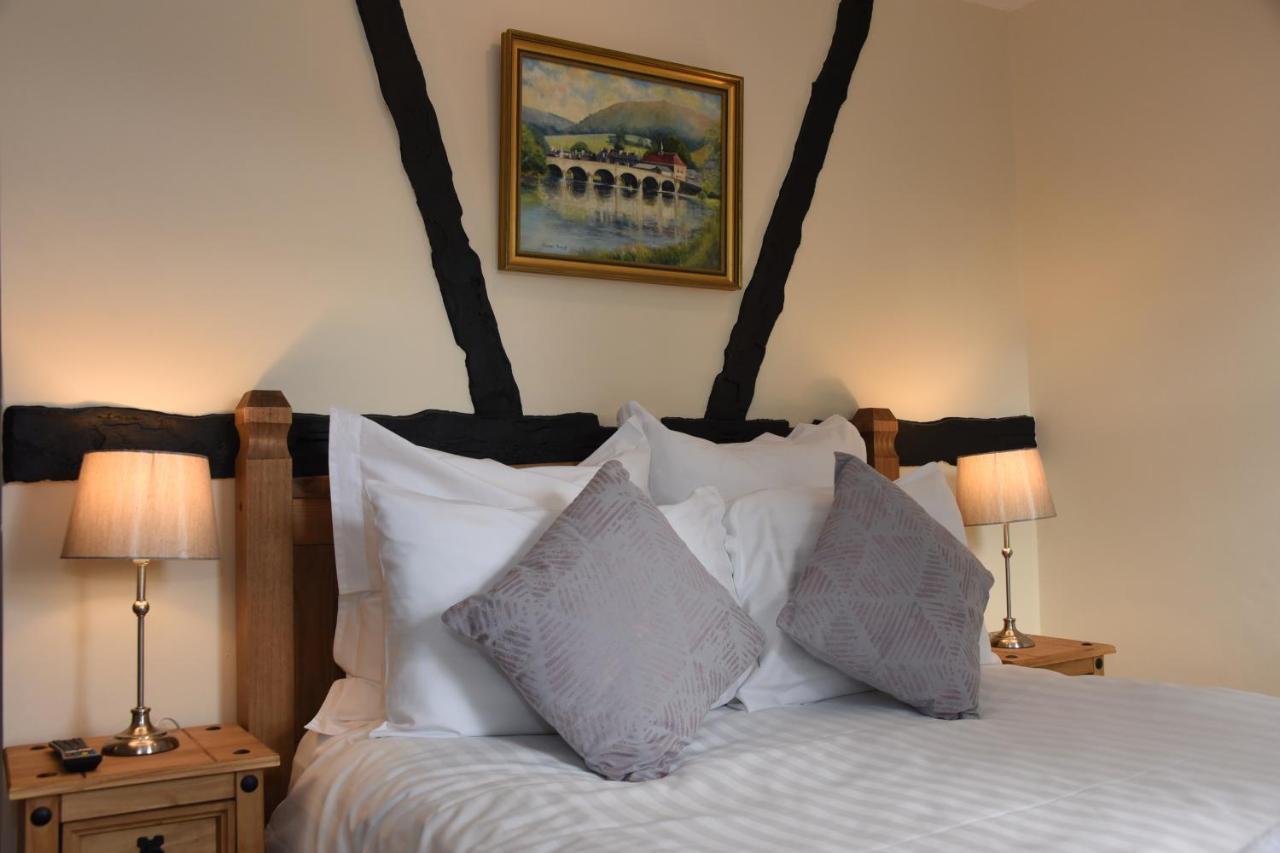 The Llanelwedd Arms Hotel Builth Wells Eksteriør bilde