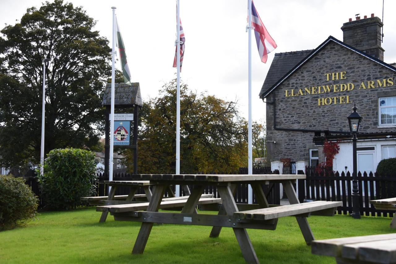 The Llanelwedd Arms Hotel Builth Wells Eksteriør bilde