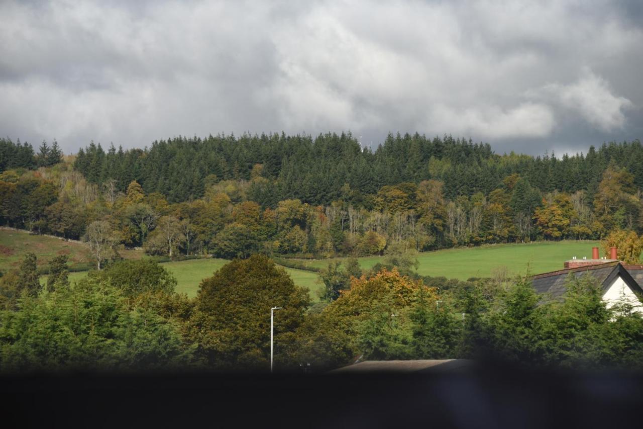 The Llanelwedd Arms Hotel Builth Wells Eksteriør bilde