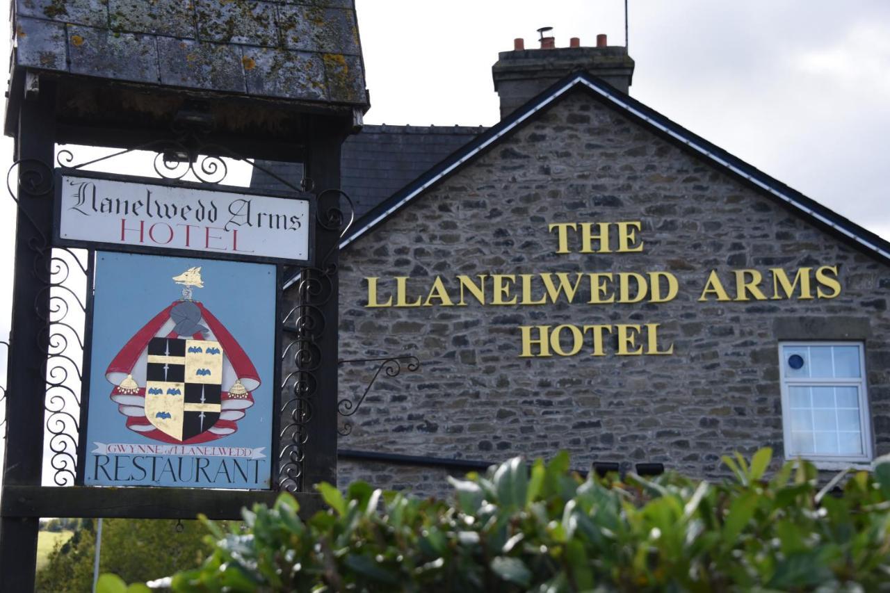 The Llanelwedd Arms Hotel Builth Wells Eksteriør bilde