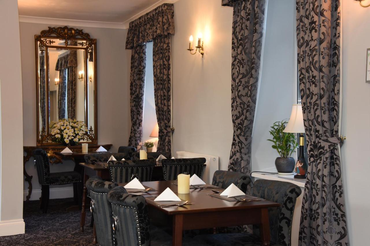 The Llanelwedd Arms Hotel Builth Wells Eksteriør bilde