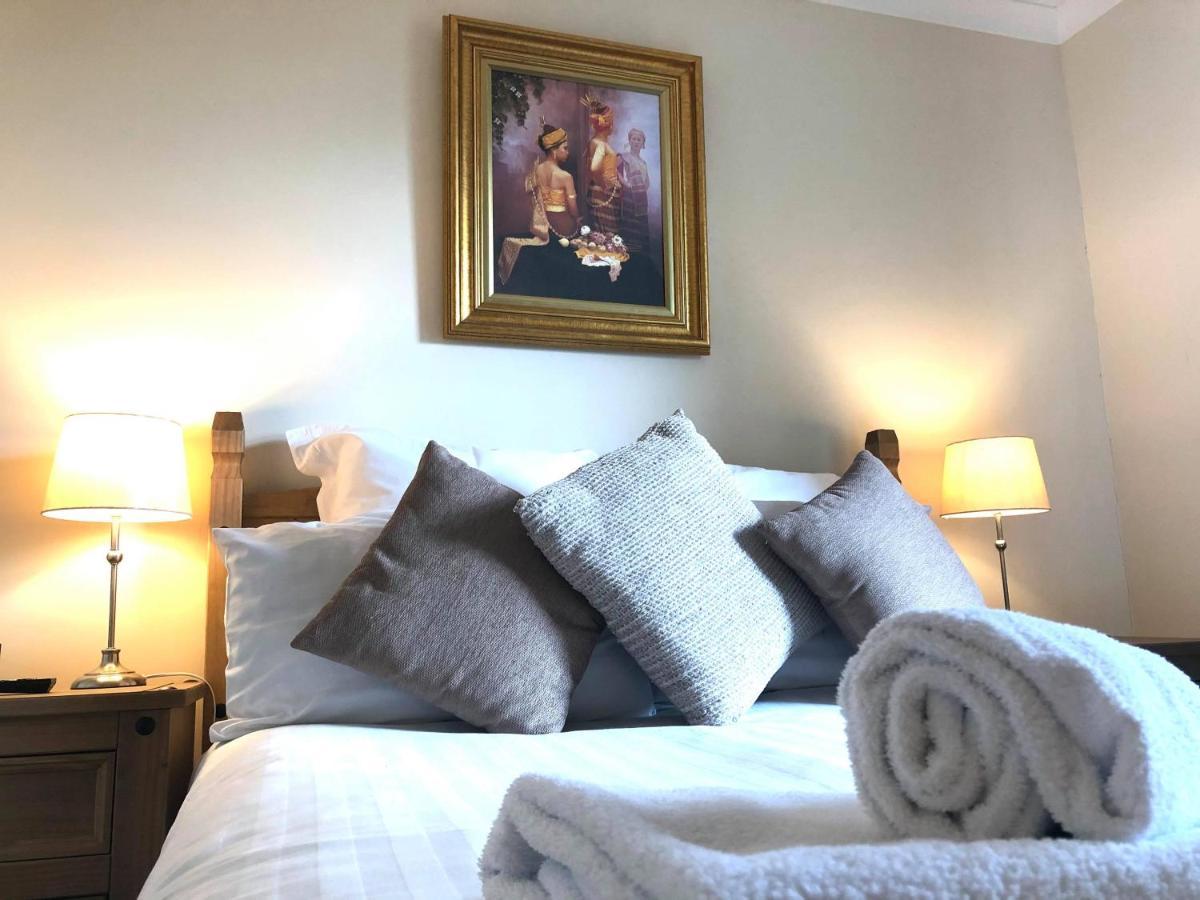 The Llanelwedd Arms Hotel Builth Wells Eksteriør bilde